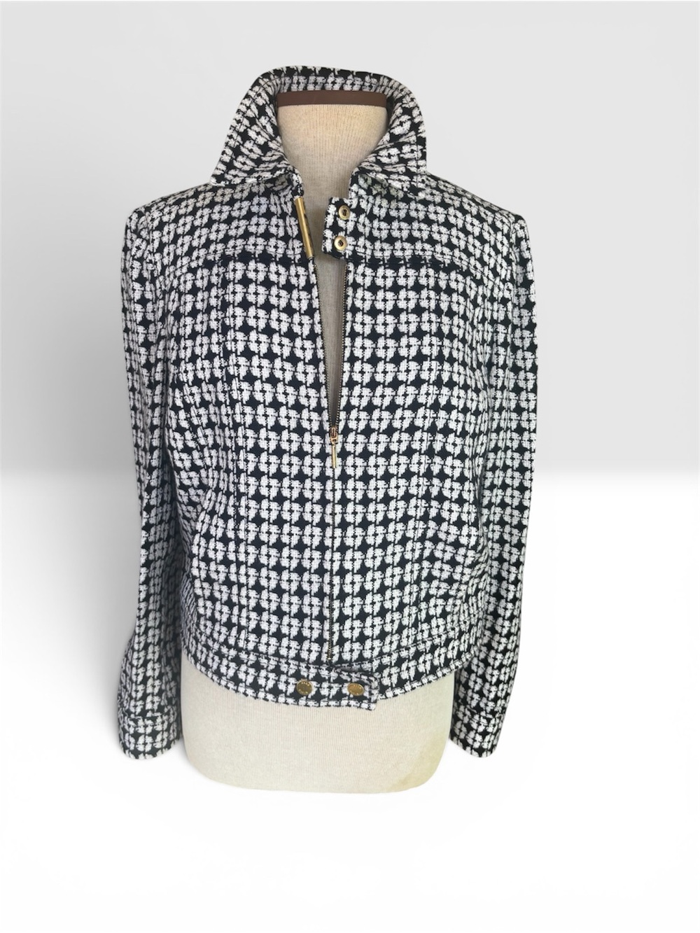 Women's Black and White Patterned Jacket EUC